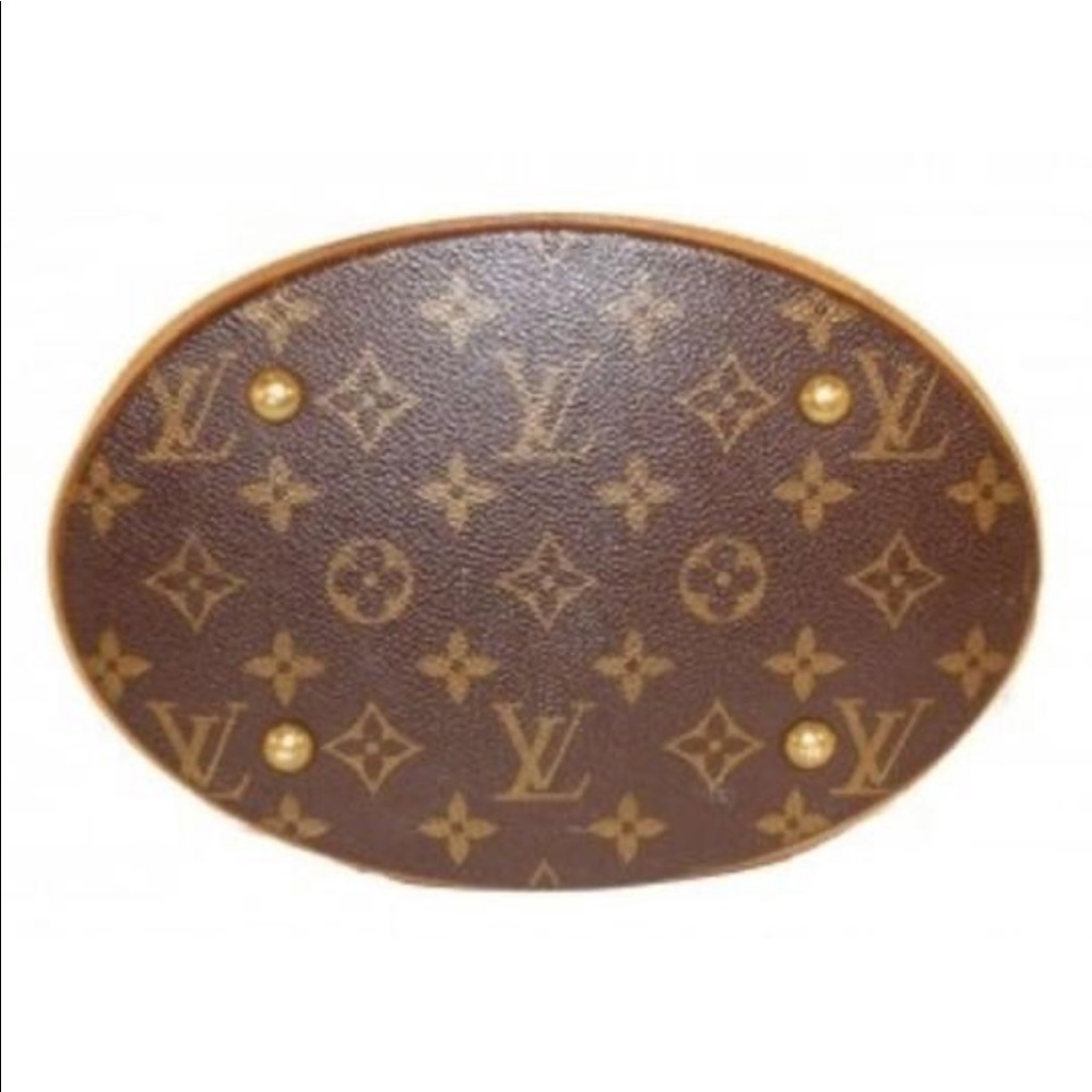 AUTHENTICATED Louis Vuitton Petit Bucket Bag - Picture 6 of 8